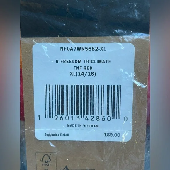The North Face Freedom Triclimate Jacket Coat Boys New in Package XL 14 16 red - Picture 10 of 10